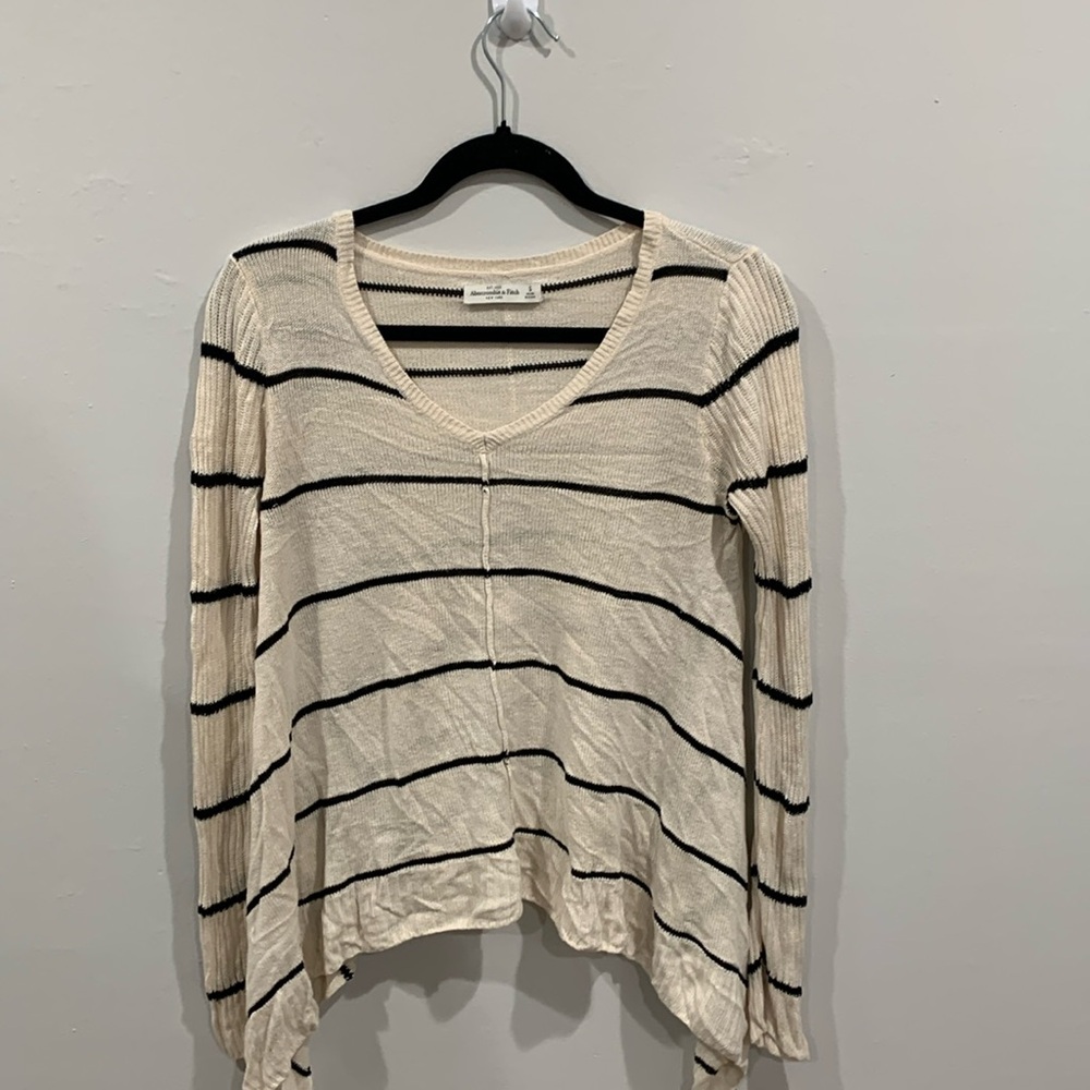 Abercrombie and Fitch lightweight sweater